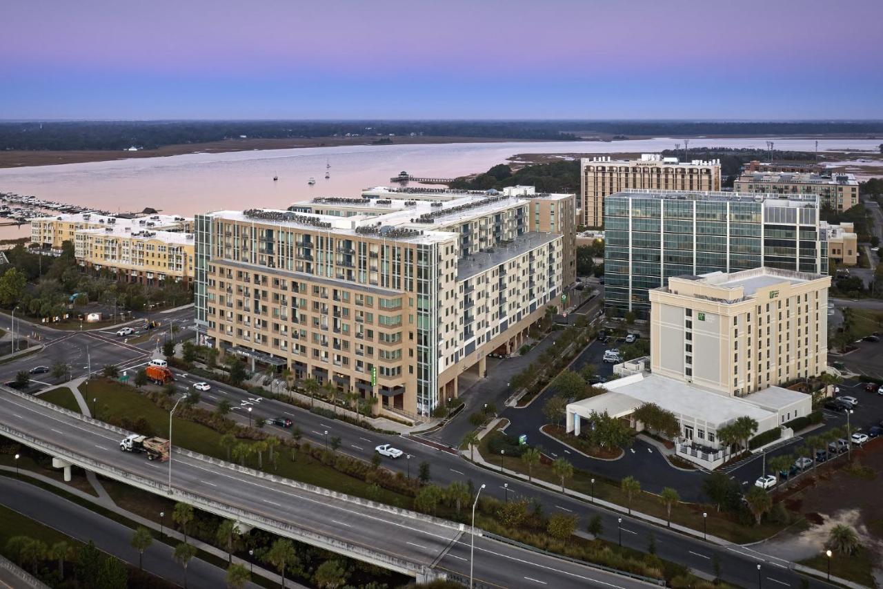 Holiday Inn Express & Suites Charleston Dwtn -Westedge, An Ihg Hotel Exterior photo